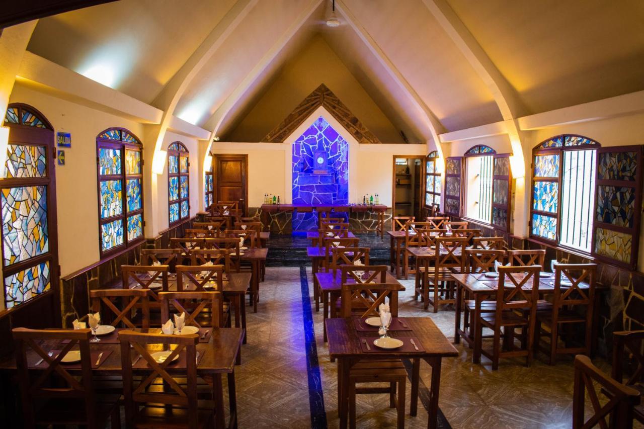 Capilla Del Lago 비야카를로스파스 외부 사진